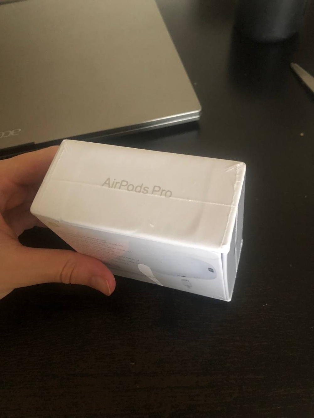 Apple AirPods Pro 2nd Gen with Wireless Charging Case - Picture 3 of 4
